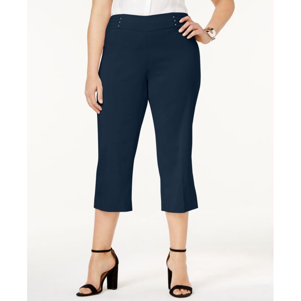Petite Plus Size Tummy Control Pull-On Capri Pants